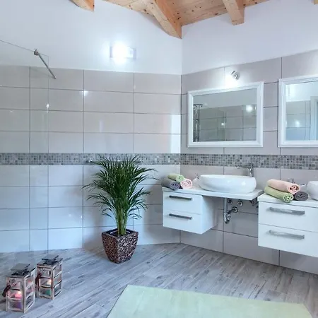 Vila Cynara Kavran